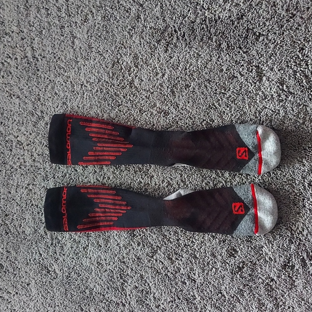 Salomon compression socks
